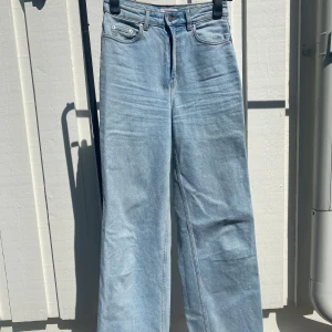 Jeans - Jeans från & Other Stories i bra skick!
