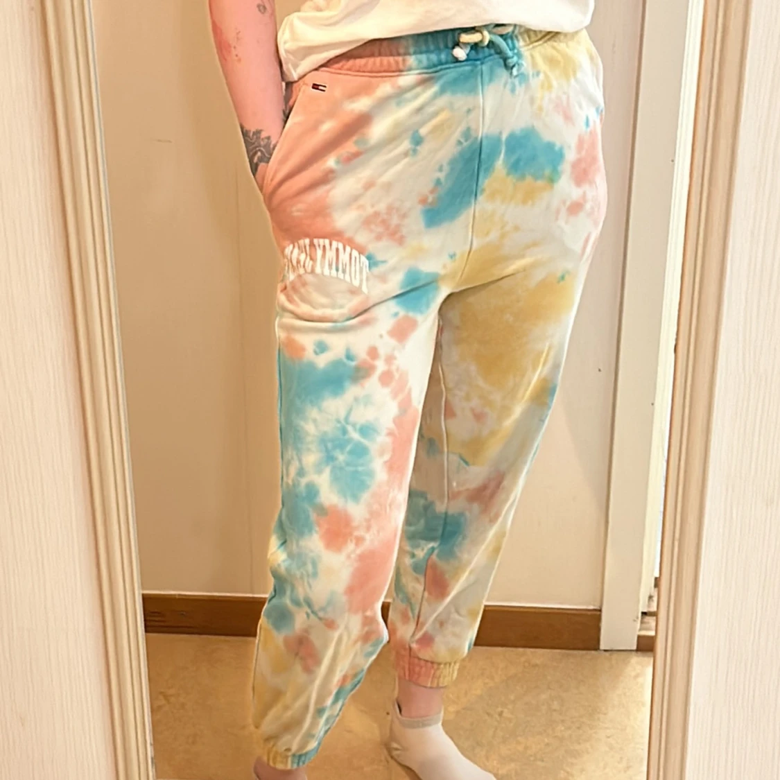 Tommy Jeans (Hilfiger) mjukisbyxor - 90