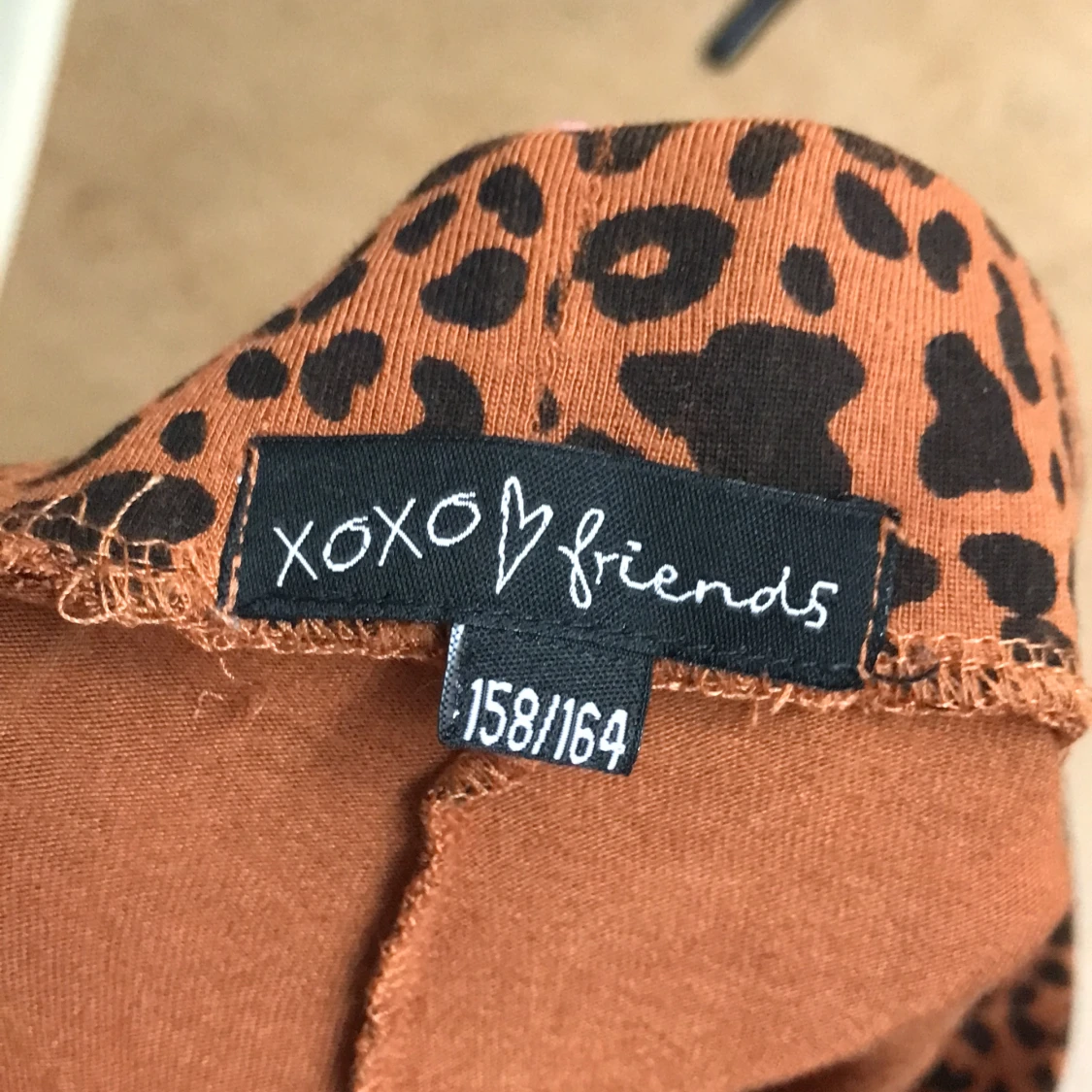 Leopardmönstrade byxor från XOXO Friends - 91