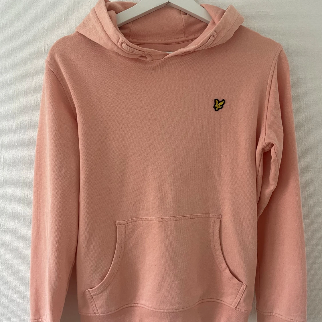 Hoodie från Lyle & Scott, strl 12/13