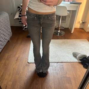 Jättefina lågmidjade jeans från only! 💗