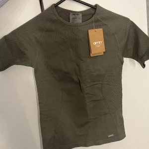 Aimn tränings t-shirt - Helt ny, aldrig använd 💞 