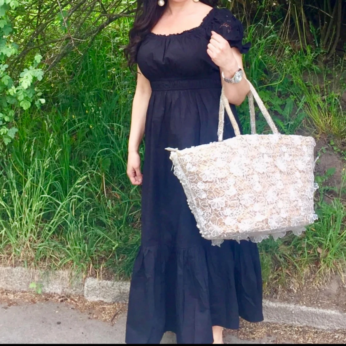 Härlig sommar klänning med broderier 