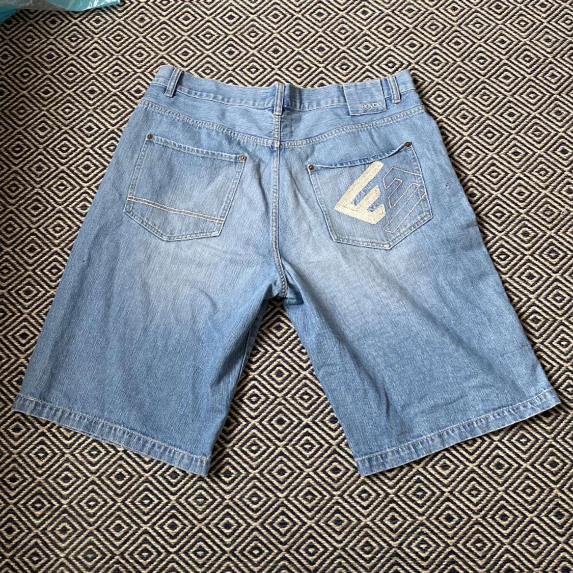 Enyce baggy jorts - 90