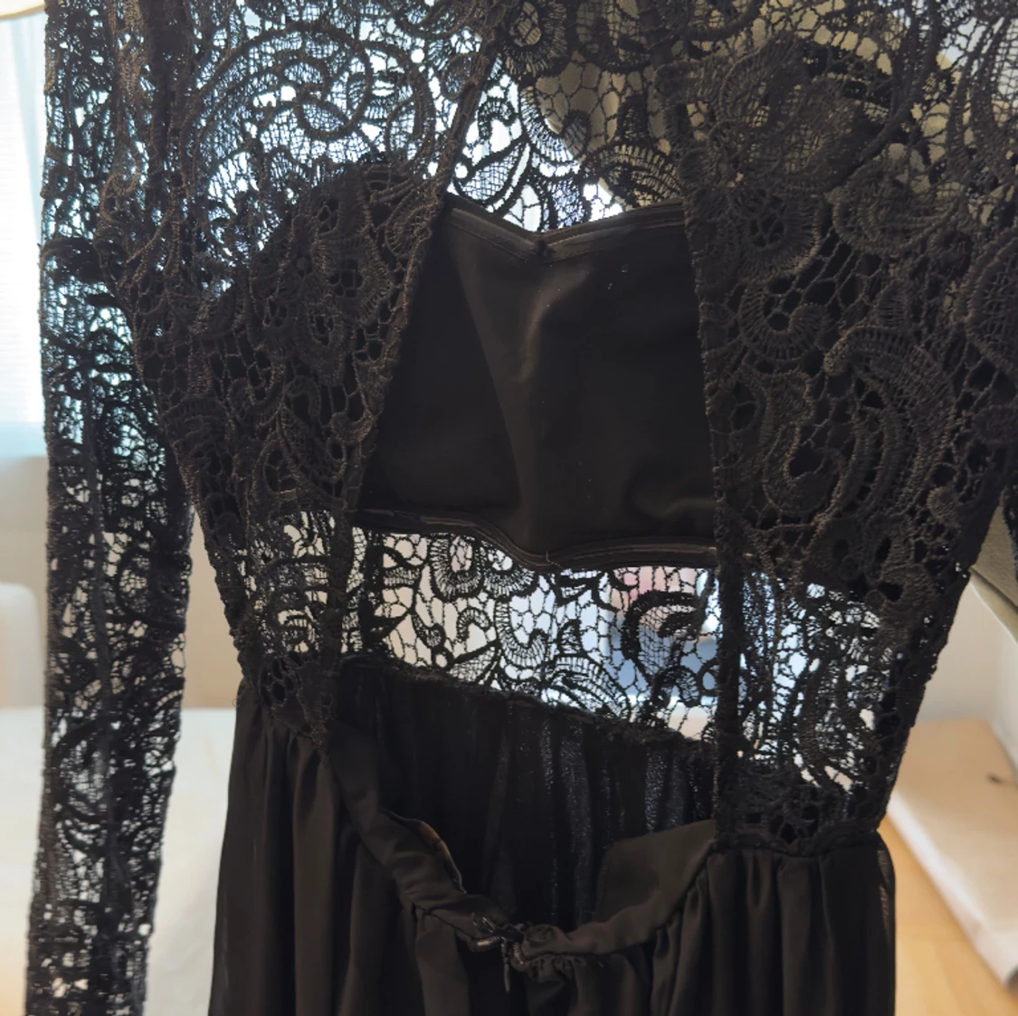 Maxiklänning i spets - 91