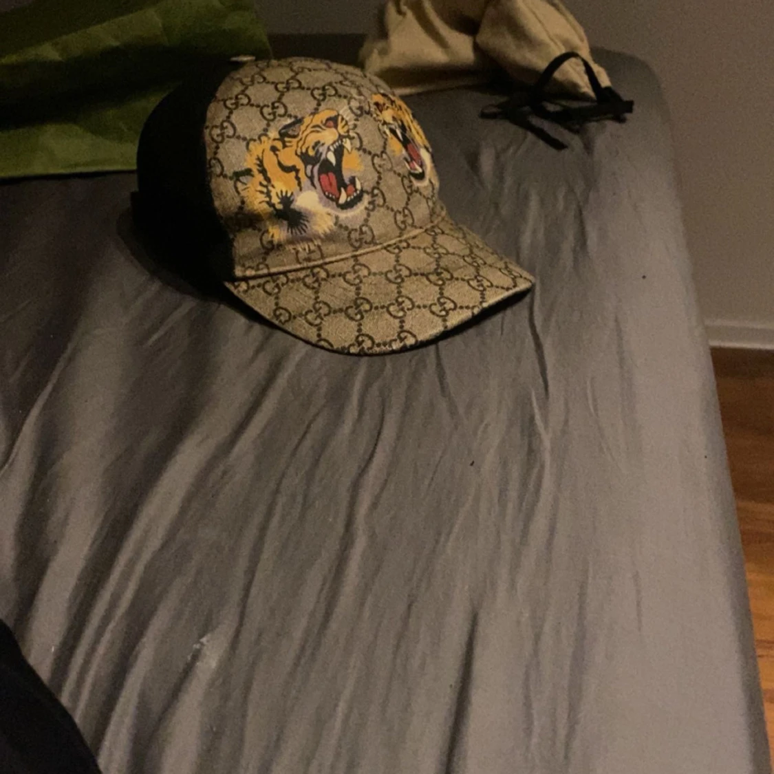 Gucci tiger keps