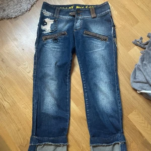 Miss Sixty Jeans - Säljer dessa sjukt coola jeansen från Miss Sixty i storlek w31. Köpta på Sellpy och oanvända av mig då det va fel storlek