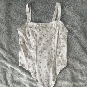 Bodysuit - Har inte kommit till användning 💕