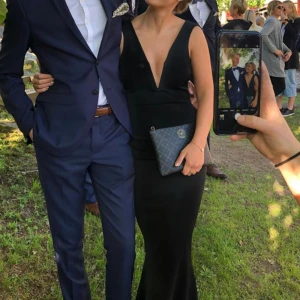 Balklänning från nelly - Storlek 36  Så fin, använd en gång från Nelly  
