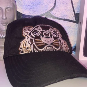 Kenzo keps  - Fräsch kenzo keps  Finns i Lund📍 Kan postas📦 