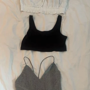 Linnen  - Bra skick, första bilden 20kr/st om man vill köpa alla så blir det 200kr annars gäller prisen på bilden😘