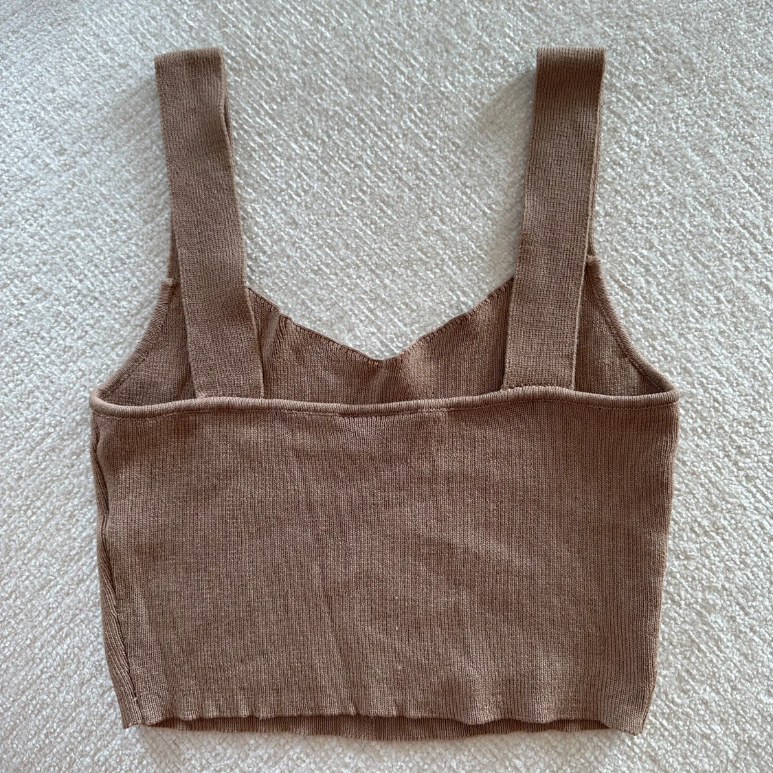 Brunt Stickat Linne - 90