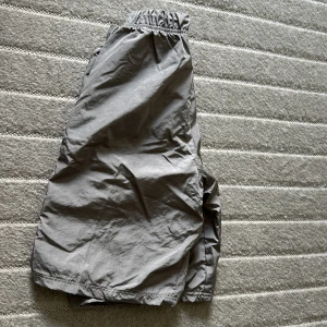 Grå shorts - Grå shorts