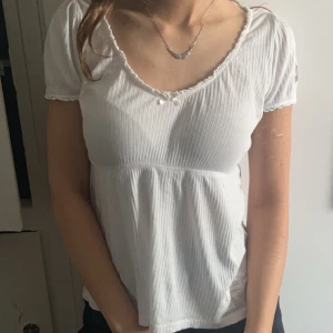 Odd molly topp  - Odd molly topp, strl S, ganska bra skick, dm för mer info elr bilder, pris kan diskuteras💯