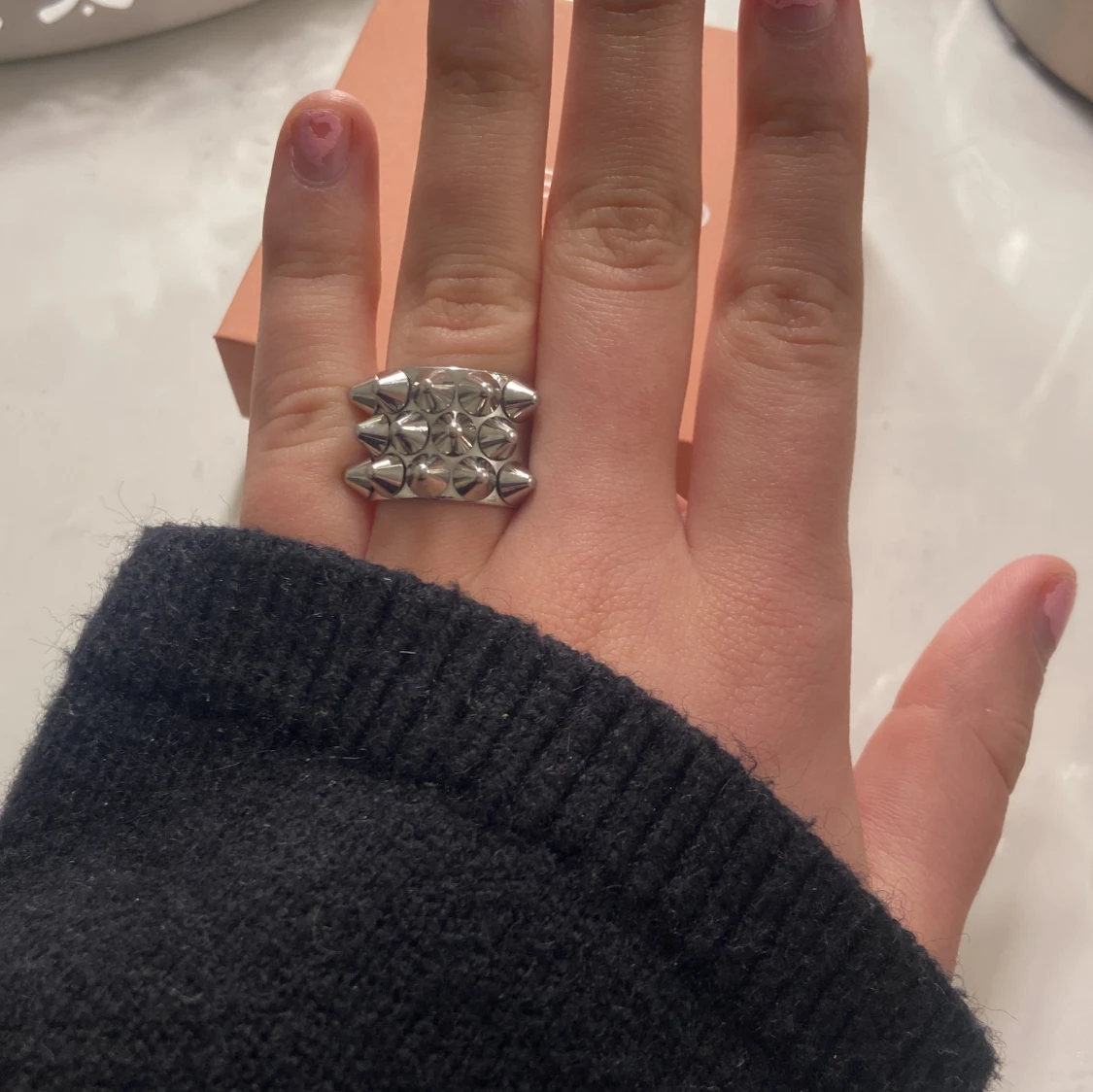 Jätte fin ring från Edblad💓 Säljer då jag inte har användning för den - 90