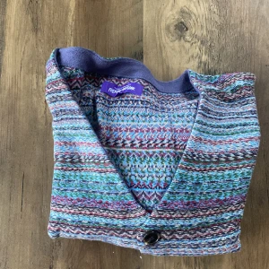 Fucking awesome cardigan - Bra skick, använd en gång