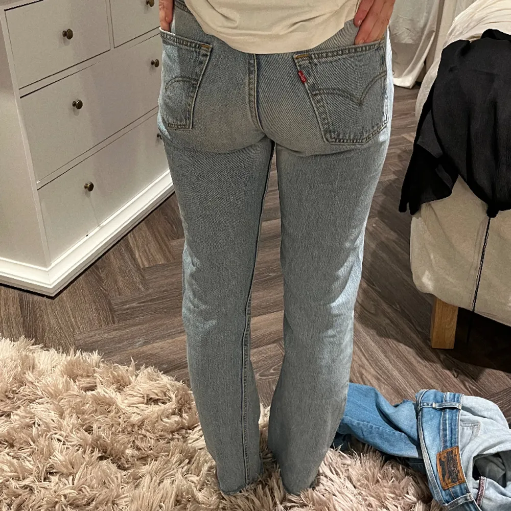 Levis 501 jeans . Jeans & Byxor.