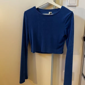 Blå tröja💙 - Säljer min blåa tröja i bra skick, endast använd en gång💙 