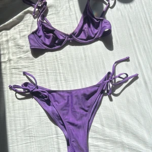 bikini  - säljer min bikini från Nelly, Säljs inte mer på deras hemsida. Köptes för 200 kr, Nyskick. 