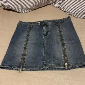 Jeans skjol. 30 cm lång 
