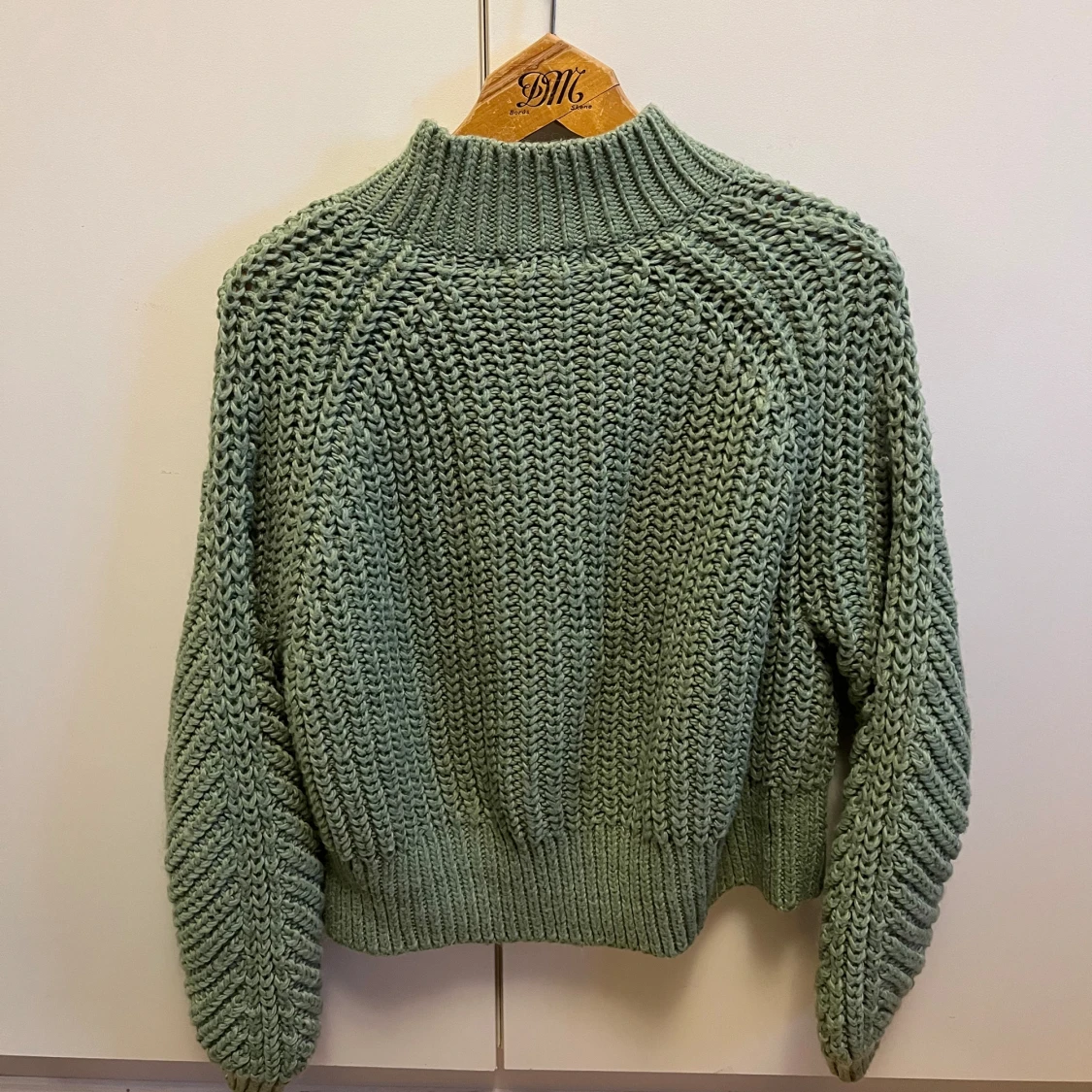 Grön stickad tröja - 90