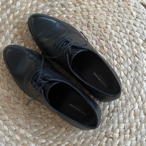 Vagabond ”herrsko” - Stl 39. Enbart provade. Nypris 995 kr 