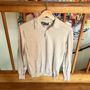 Morris Heritage 100% merino ull  - Originellt storlek L men passar bättre som M annars väldigt bra skick. 