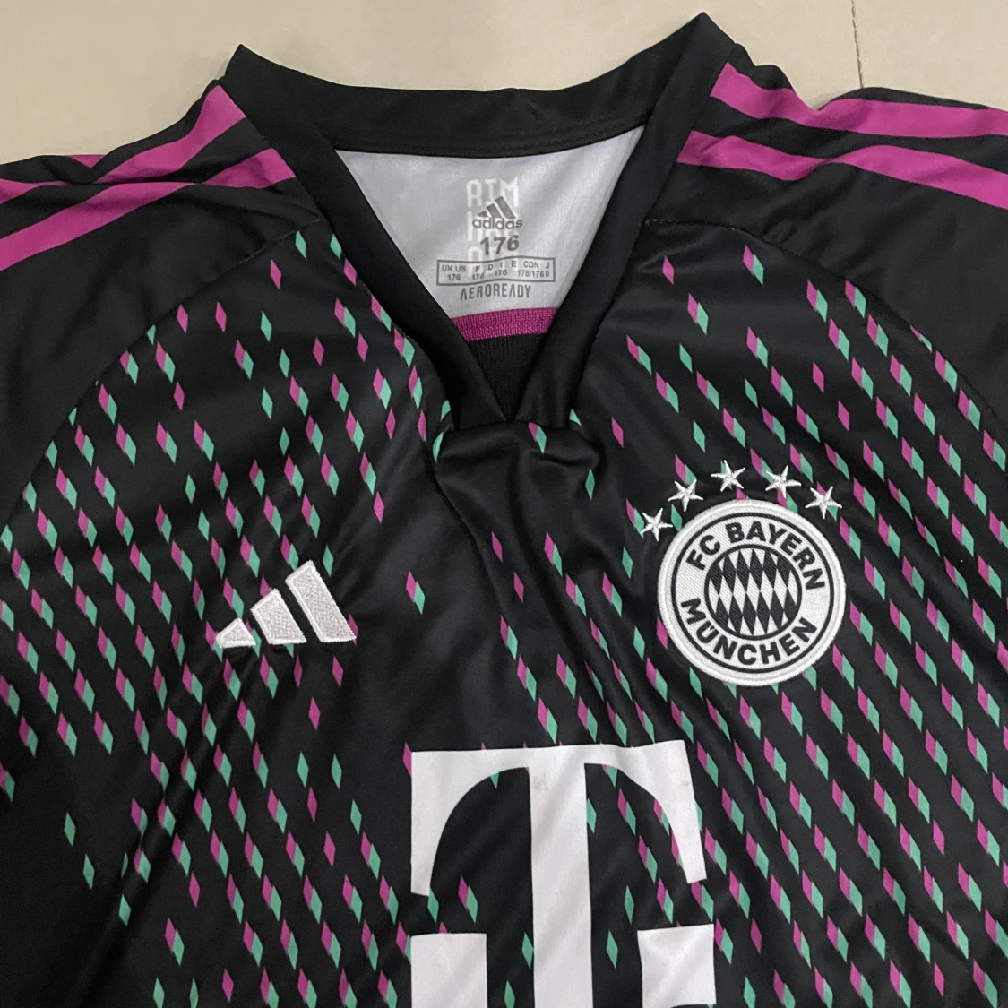 Bayern münchen fotbollströja  - 91