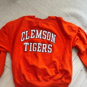 Vintage Clemson Tigers Tröja - storlek xl, ljud i vintagebutik i stockholm, bra skick