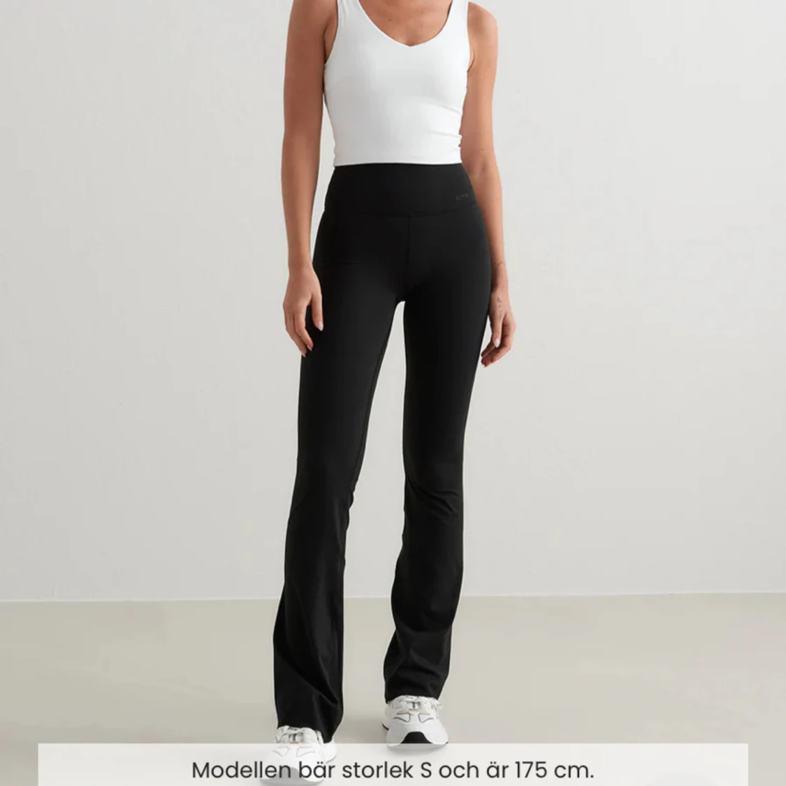 Black sense flare tights