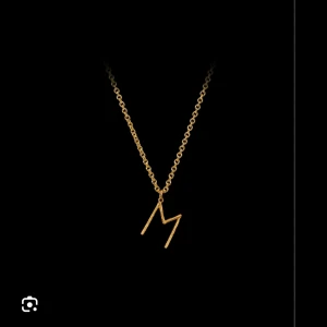 Aldrig använt Maria Nilsdotter halsband  - Aldrig använt, box medföljer fick det i april