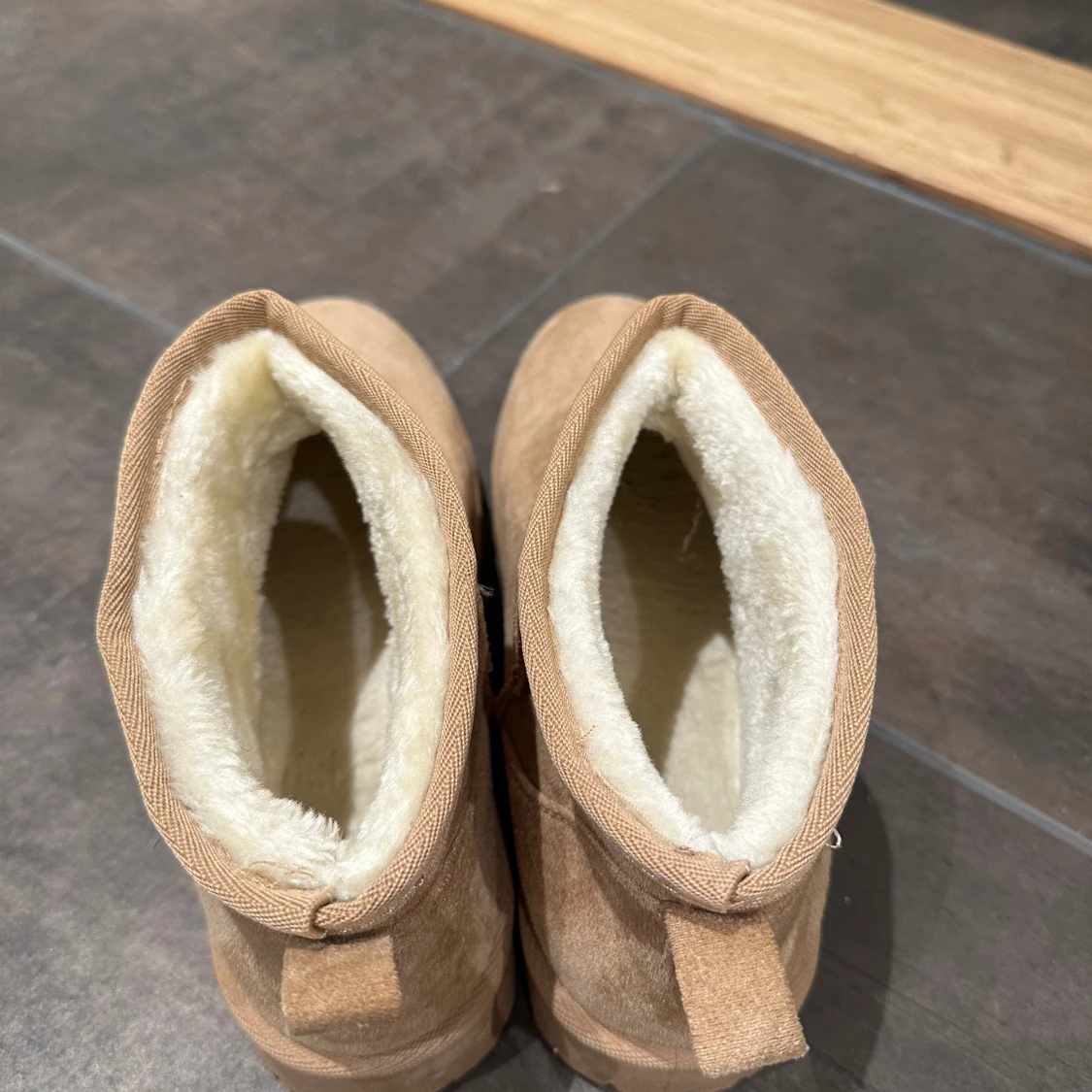 Låga mysiga varmfodrade boots - 91