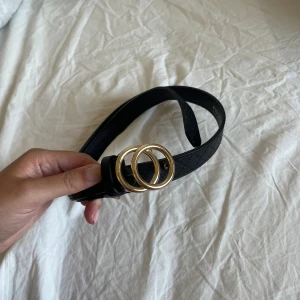 Bälte  - Säljer ett bälte som använts 1 gång, så nyskick!