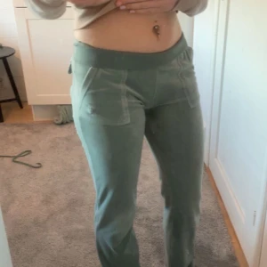 Juicy couture byxor - Gröna Juicy byxor. Bra skick. Storlek Xs