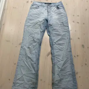 Baggy vintage jeans i stl 31/34🌺 supercoola!