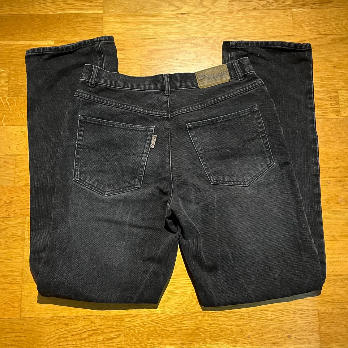 Broadcast Jeans