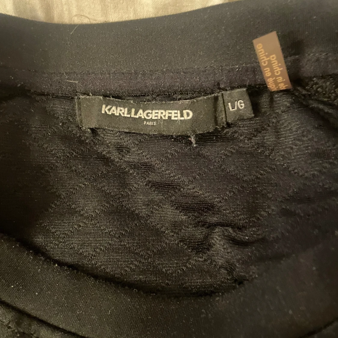 Svart Karl Lagerfeld tröja  - 92