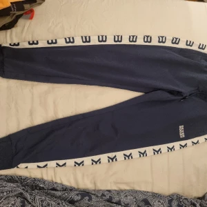 Joggingbyxor - Använt fåtal gånger. 