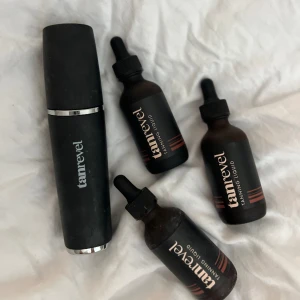 Tanrevel pro - Säljer nu min tanrevel pro som funkar utmärkt 🖤 En är helt full typ, två har mindre än hälften inte jätte mycke kvar 🖤 