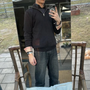 Jack and Jones  - Jack and Jones Halfzip, storlek s, inga fläckar eller andra flaws, kom med frågor i dm, modellen är 180 cm och väger 65