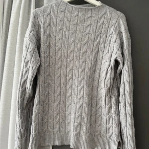 Stickad tröja - Från vila💞