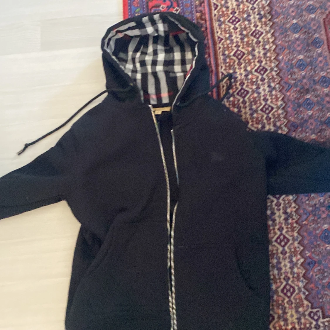 Burberry hoodie - 90