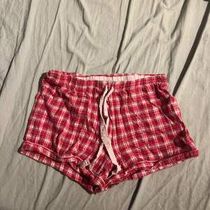 Pyjamasshorts ifrån Åhléns 