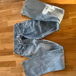 Lowwaist jeans från weekday!