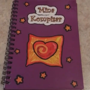 Mina vänner bok helt oanvänd - Mina vänner skrivbok där man kan skriva vad ens vänner tycker om och hur dem ser ut och så