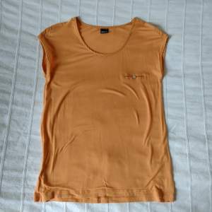 Enkel, mjuk och skön topp/t-shirt (