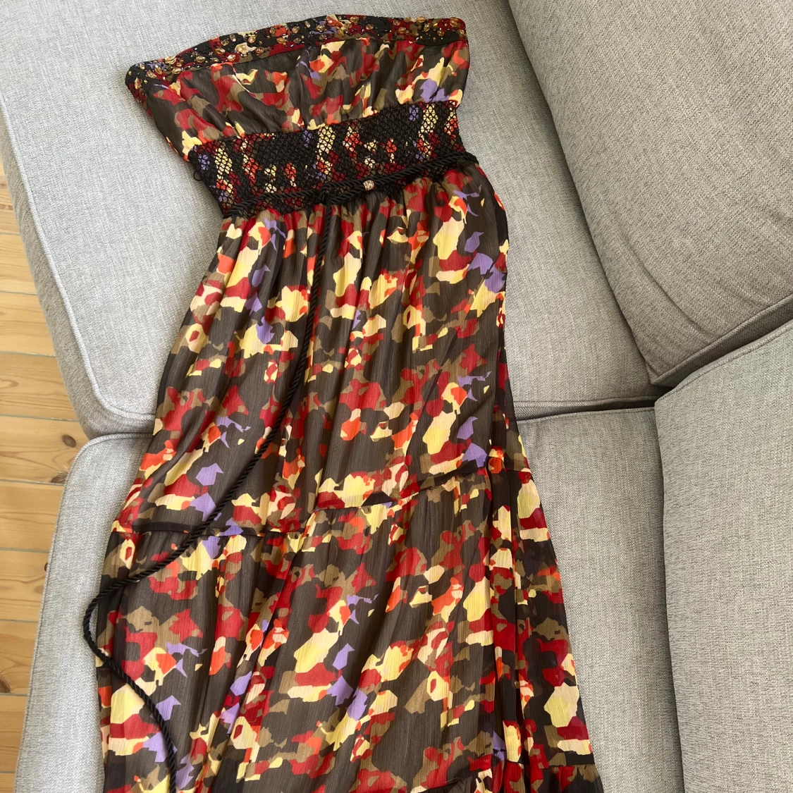 Axelbandlös klänning  - 90