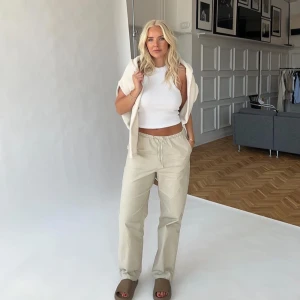 LXA - siesta pants, 38 - LXA siesta pants(linneblanding) i strl 38! Oanvända Nypris:899