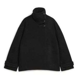 Arket kappa - Köpt ny i höstas men kom inte till så mycket användning! 💞💞jättefint skick 