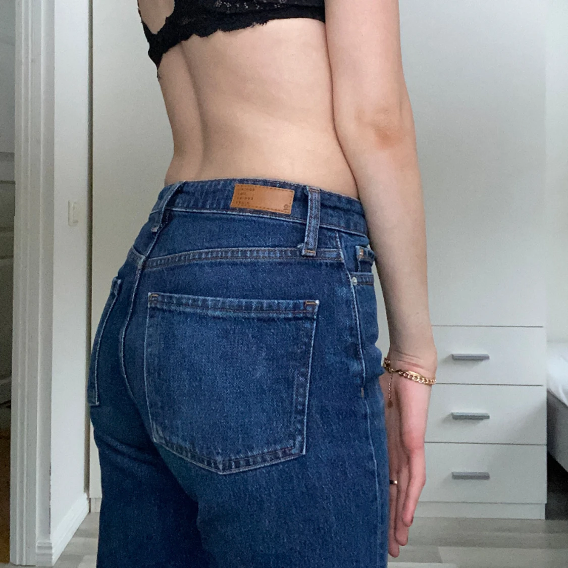 Mid rise jeans från cubus 